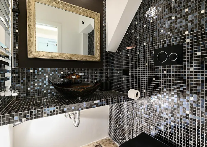 New Modern In Trastevere With Garden * Roma