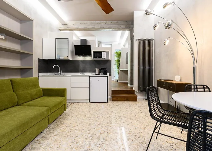 New Modern In Trastevere With Garden Apartamento Roma